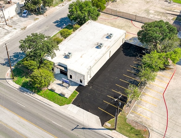 Primary Photo Of 5260 Rittiman Rd, San Antonio Light Distribution For Sale