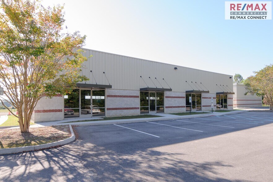 More Photos Of 6420 Enterprise Court, Gloucester Industrial For Lease