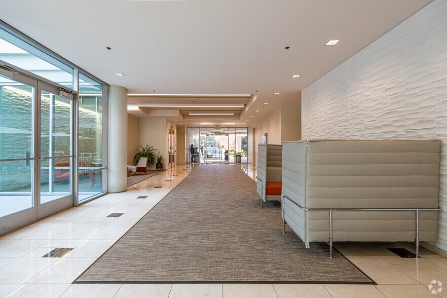 More Photos Of 2105 S Bascom Ave, Campbell Medical For Lease