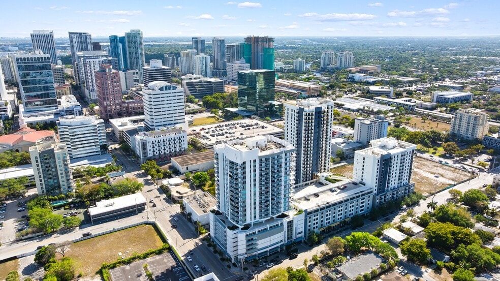 More Photos Of 315 NE 3rd Ave, Fort Lauderdale Multifamily For Sale