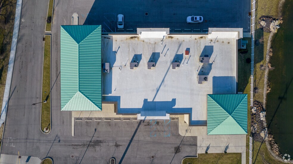 More Photos Of 2371-2391 Hilliard Rome Rd, Hilliard Storefront For Lease