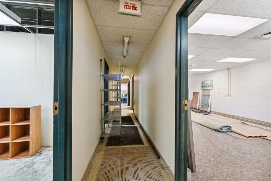 More Photos Of 3333 Brecksville Rd, Richfield Office For Sale