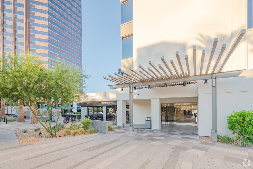 More Photos Of 3003 N Central Ave, Phoenix Office For Lease