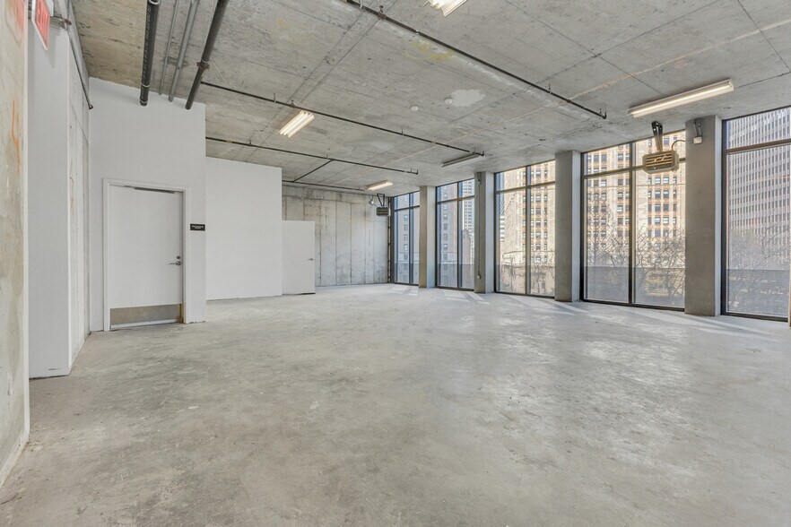 More Photos Of 33 Park Row, New York Apartments For Sale
