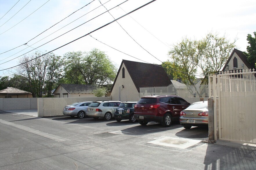 More Photos Of 610 S 7th St, Las Vegas Office For Lease