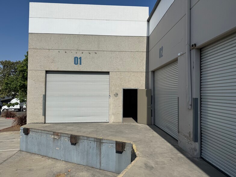 More Photos Of 2365 Michael Faraday Dr, San Diego Warehouse For Lease