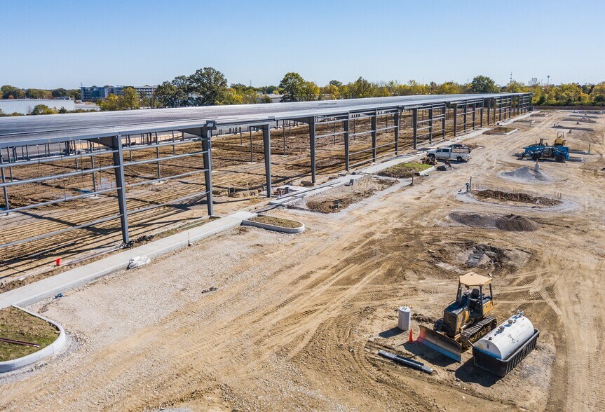 More Photos Of 4500 Britton Pky, Hilliard Light Manufacturing For Lease