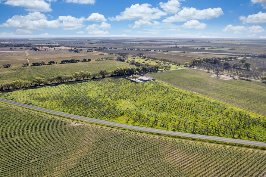 More Photos Of 9503 Barber Rd, Galt Land For Sale