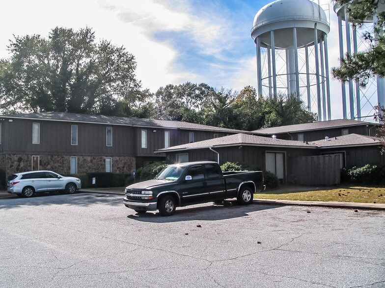 More Photos Of 3025 University Ave, Columbus Office For Lease