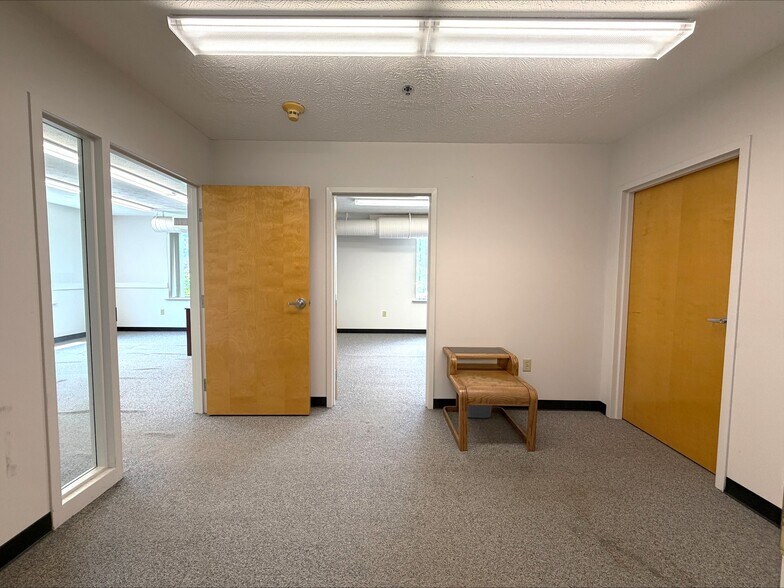 More Photos Of 1565 Main St, Tewksbury Medical For Sale