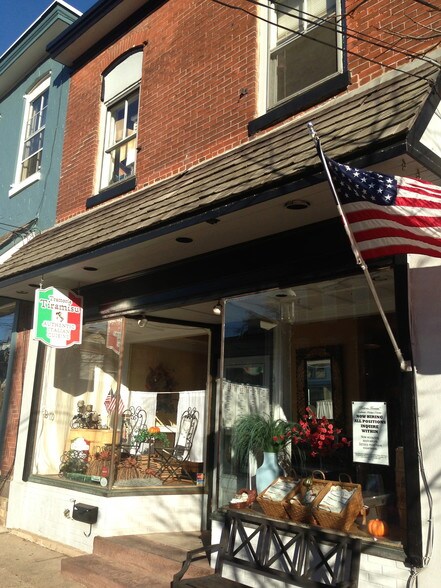 More Photos Of 31 S State St, Newtown Storefront Retail Residential For Lease