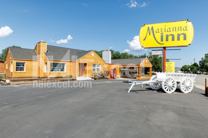 Primary Photo Of 699 N Main St, Panguitch Hotel For Sale