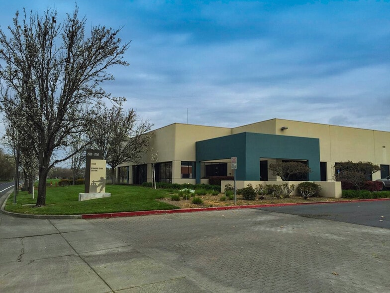Primary Photo Of 2650-2656 Napa Valley Corporate Dr, Napa Research And Development For Lease
