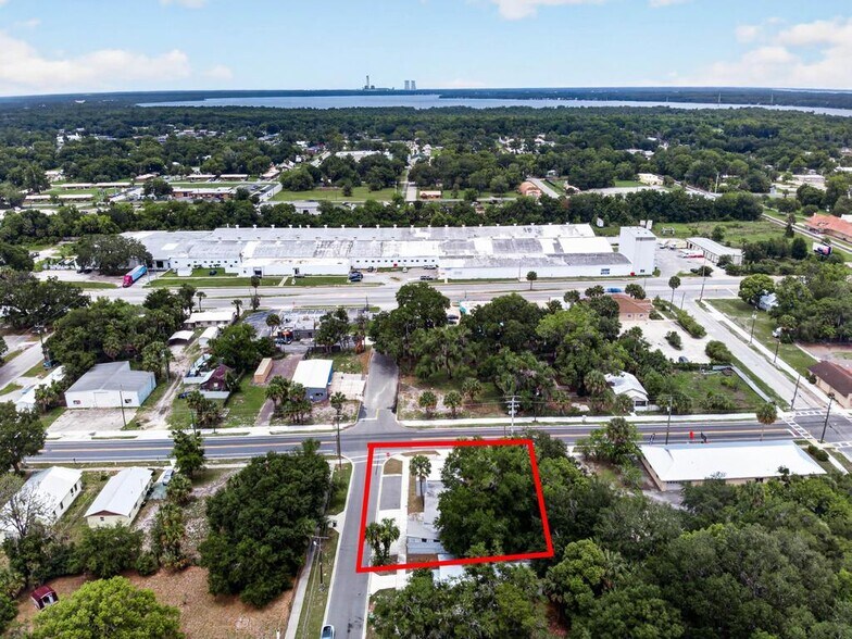 More Photos Of 1321 St Johns Ave, Palatka Service For Sale