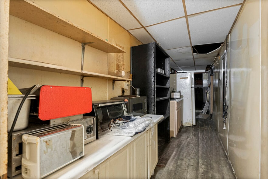 More Photos Of 35676 Van Born Rd, Wayne Restaurant For Sale