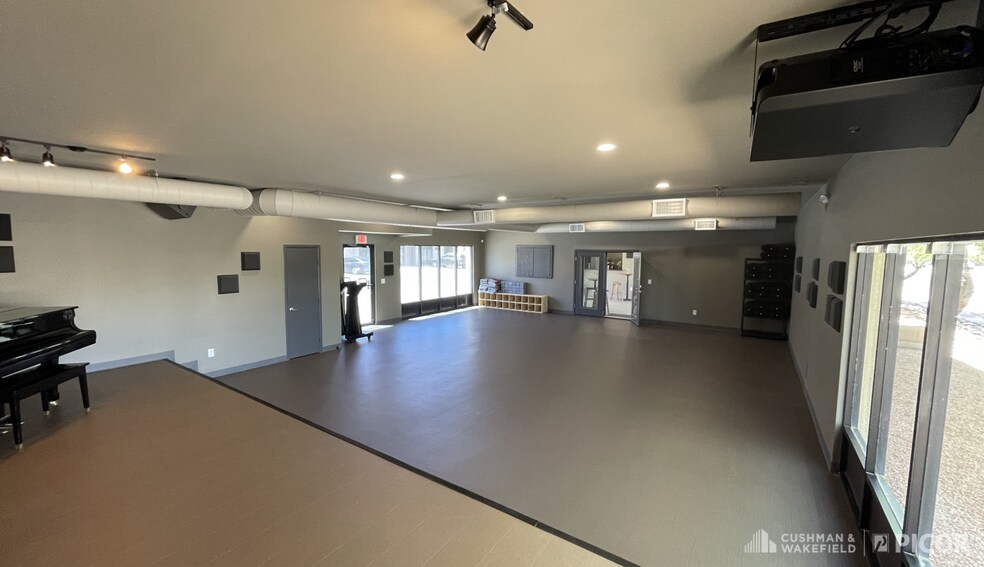 More Photos Of 2585 N 1st Ave, Tucson Office For Sale