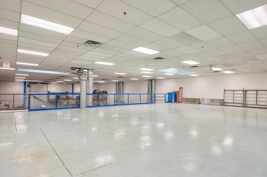More Photos Of 8128 River Way, Delta Manufacturing For Lease