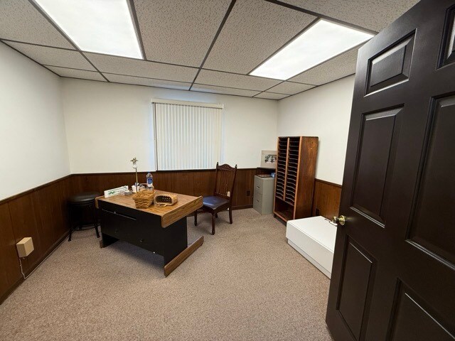 More Photos Of 401 N Main St, Princeton Office For Sale