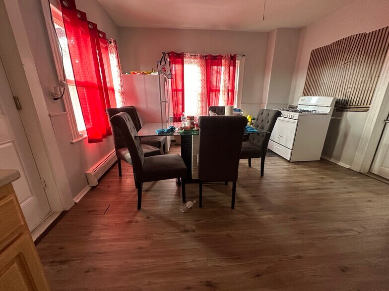 More Photos Of 75 Clark St, New Britain Apartments For Sale