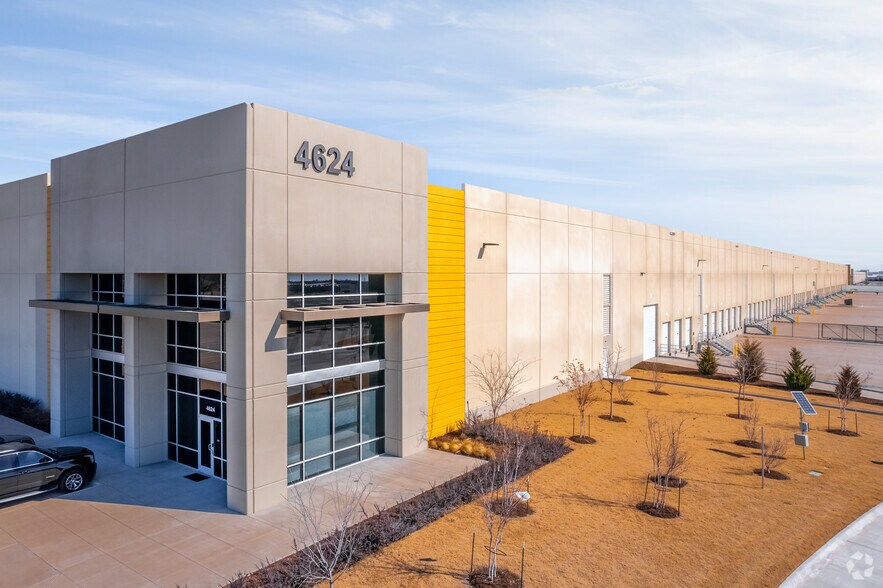 Primary Photo Of 4624 Clover Haven St, Dallas Warehouse For Lease