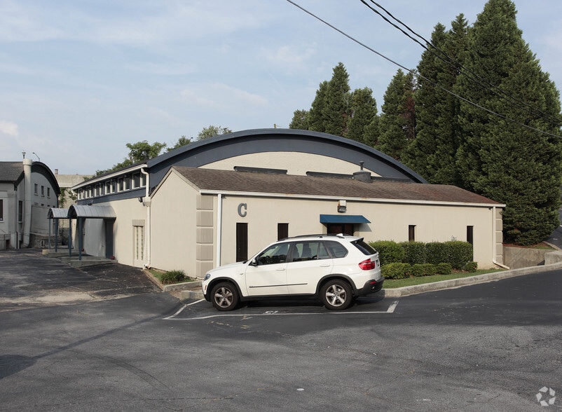 More Photos Of 500 Bishop St, Atlanta Theater Concert Hall For Lease