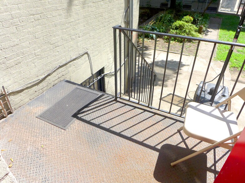 More Photos Of 764 Saint Nicholas Ave, New York Storefront Retail Office For Sale