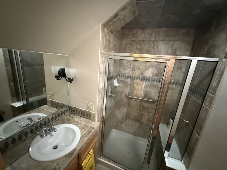 More Photos Of 10630 E Bethany Dr, Aurora Medical For Lease
