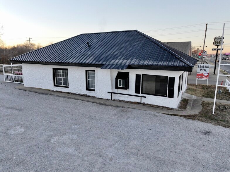 More Photos Of 510 N Lynn Riggs Blvd, Claremore Office Residential For Sale