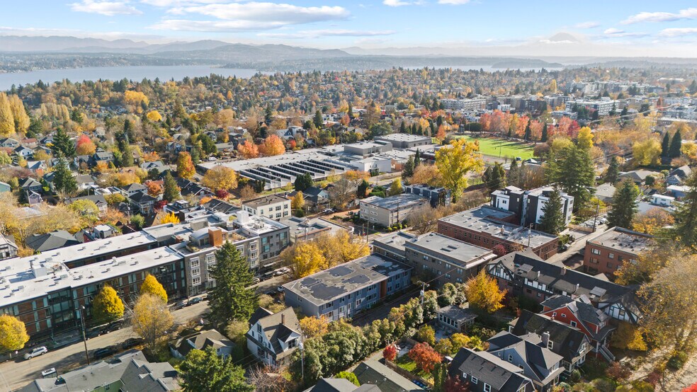 More Photos Of 507 19th Ave E, Seattle Apartments For Sale