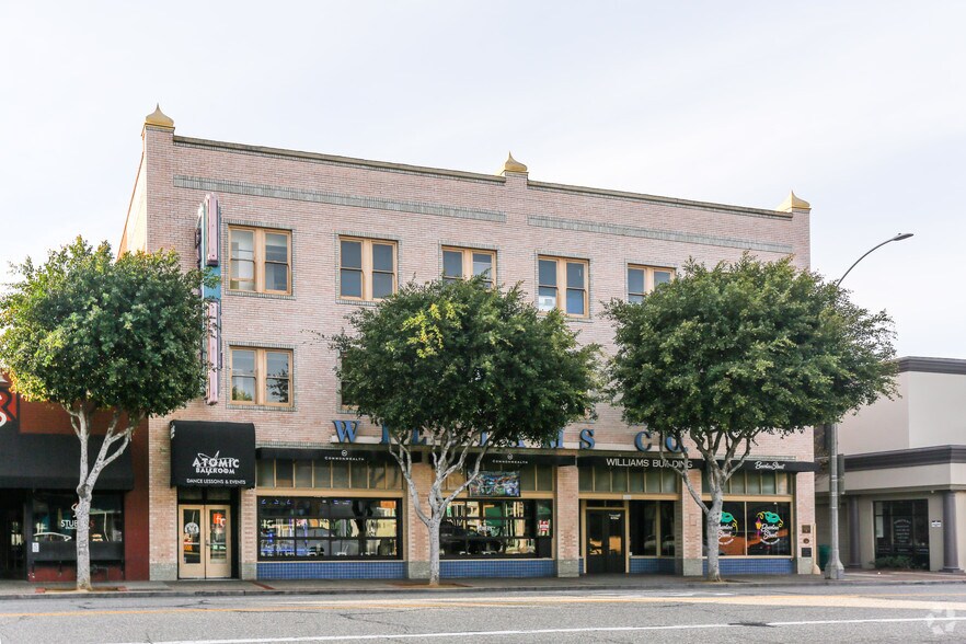 More Photos Of 110-116 E Commonwealth Ave, Fullerton Flex For Lease