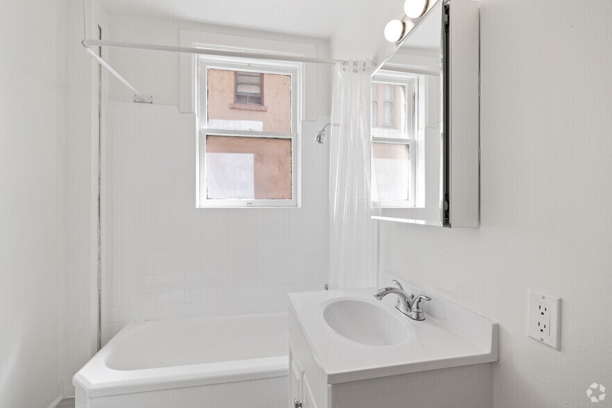 More Photos Of 184 13th St, Oakland Apartments For Sale