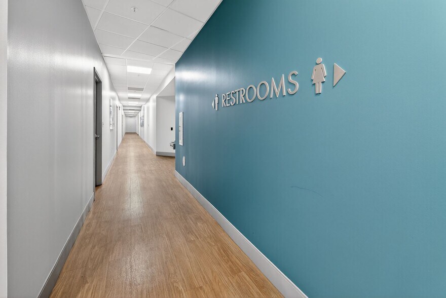 More Photos Of 1222 S Patterson Blvd, Dayton Medical For Lease