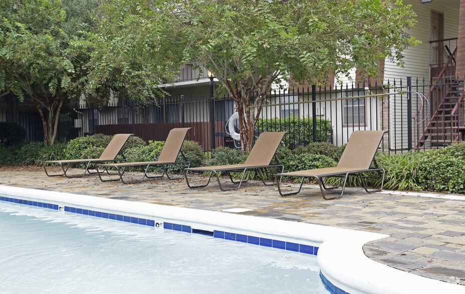 More Photos Of 1901 Lafayette St, Gretna Apartments For Sale