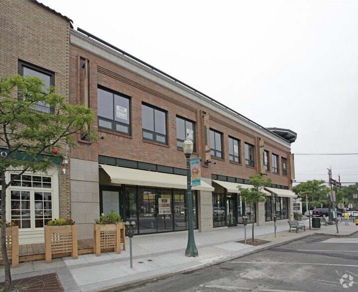 More Photos Of 448 Mamaroneck Ave, Mamaroneck Freestanding For Lease