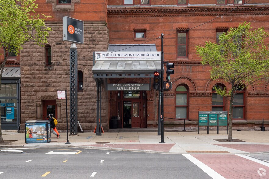 More Photos Of 47 W Polk St, Chicago Office For Sale