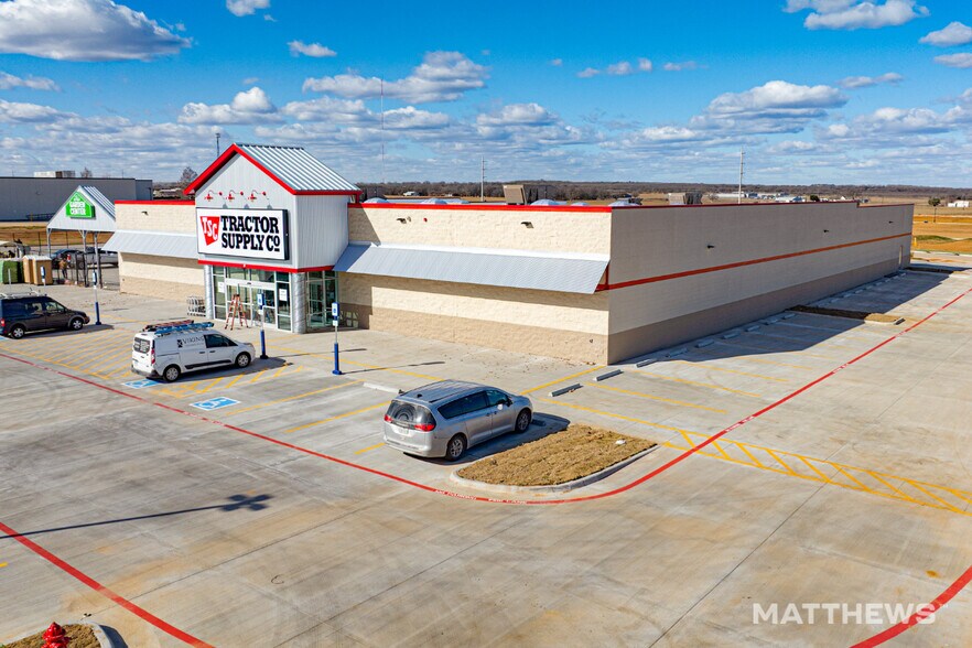 Primary Photo Of 1215 US-380, Bridgeport General Retail For Sale