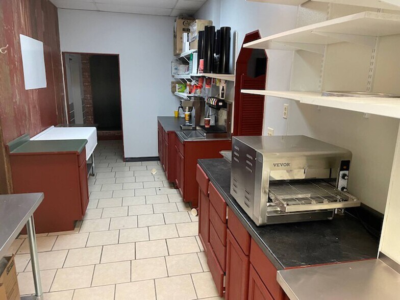 More Photos Of N5696 850th St, Elk Mound Restaurant For Lease