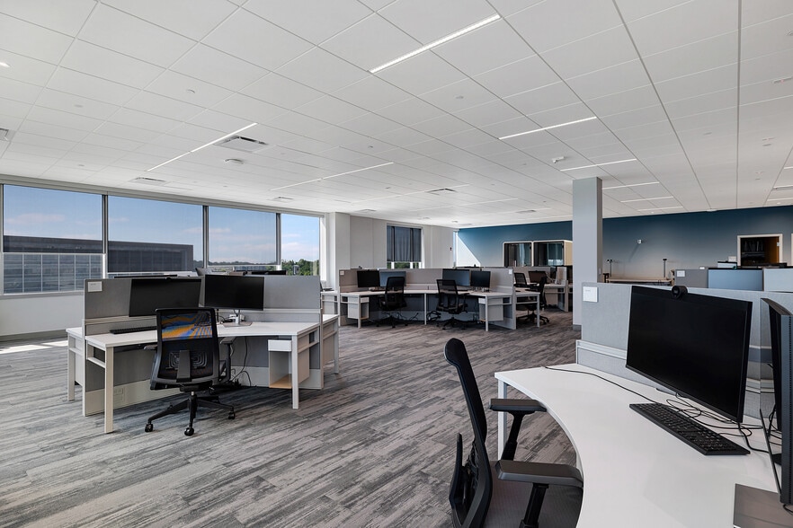 More Photos Of 13550 Triton Park Blvd, Louisville Medical For Sale