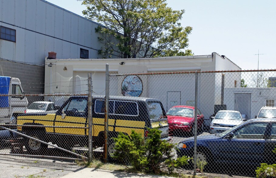 Primary Photo Of , Bridgeport Unknown For Sale