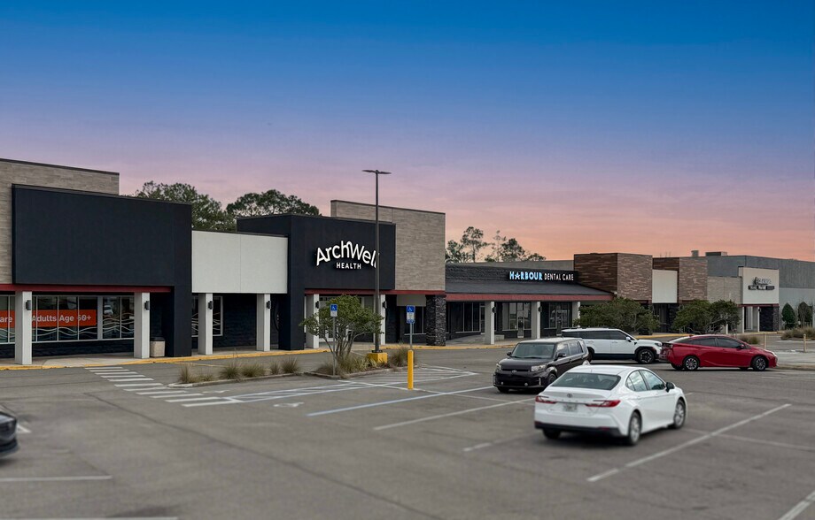 More Photos Of 291-311 Blanding Blvd, Orange Park General Retail For Lease