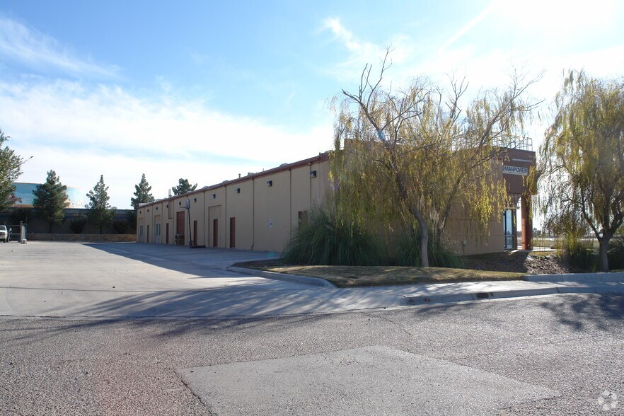 More Photos Of 566 N Telshor Blvd, Las Cruces Office For Sale