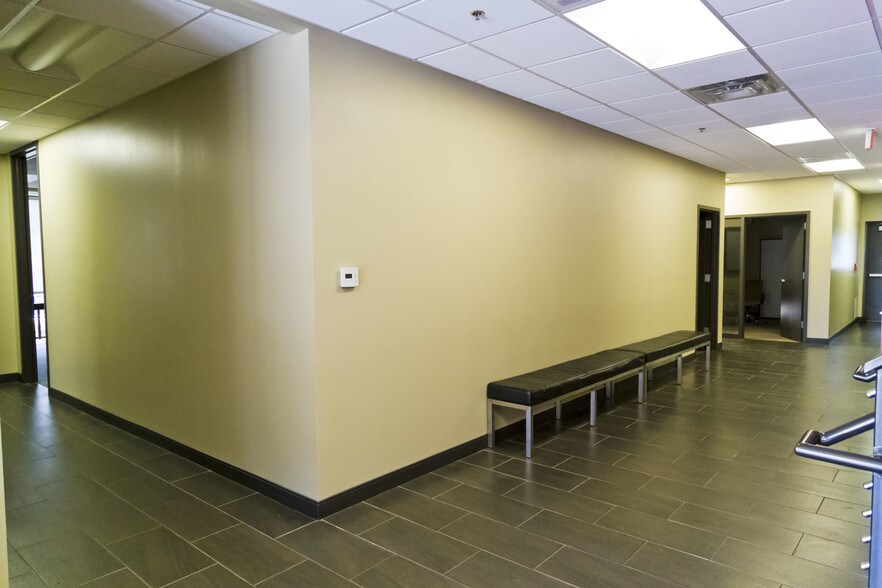 More Photos Of 1616 S Main St, Tulsa Office For Lease