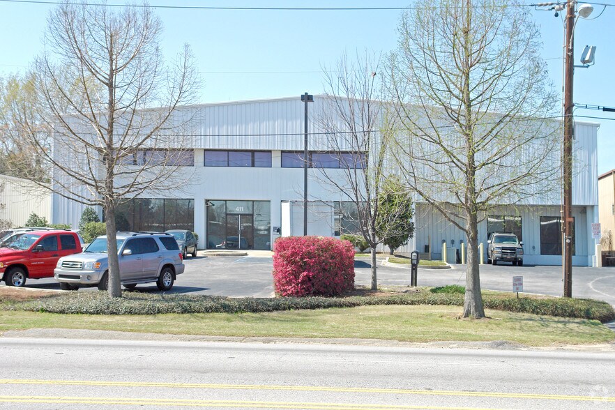 More Photos Of 411 Huger St, Columbia Warehouse For Lease