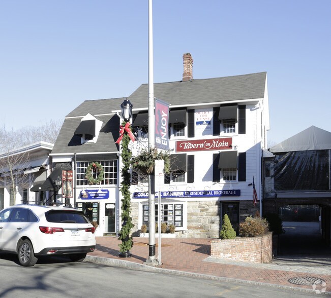 More Photos Of 146-154 Main St, Westport Freestanding For Lease