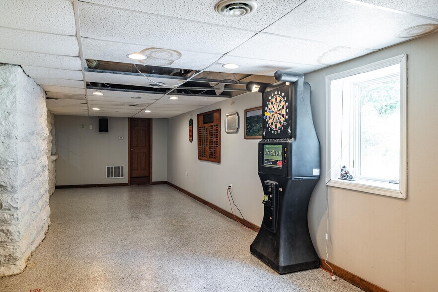 More Photos Of N18078 County Road T, Galesville General Retail For Sale