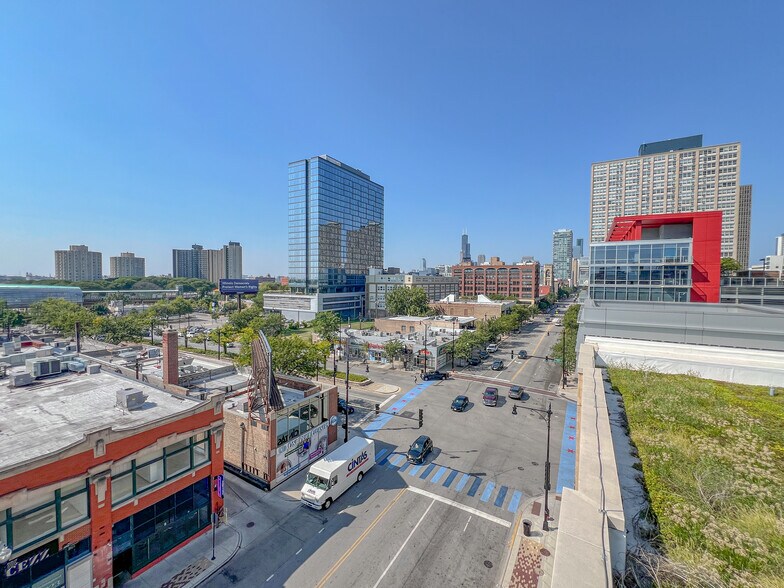 More Photos Of 2215 S Michigan Ave, Chicago Office Residential For Sale