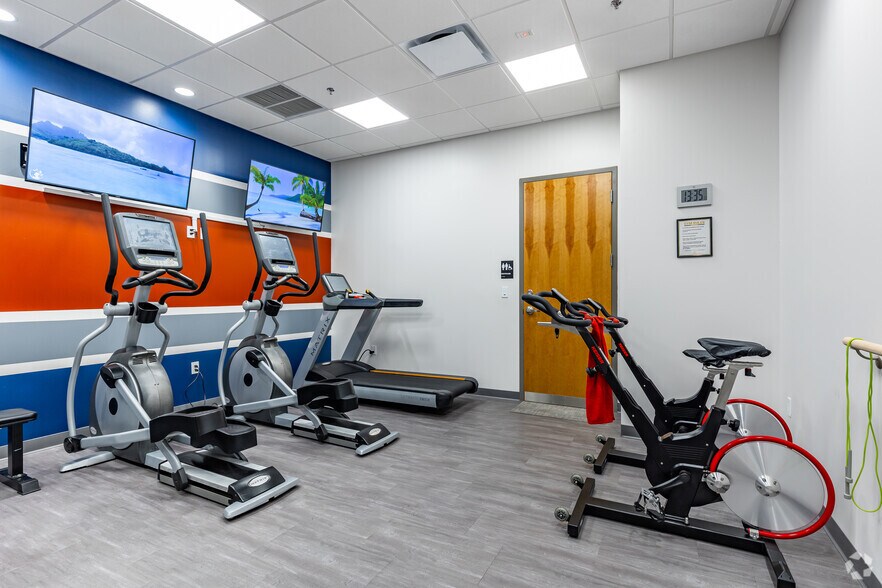 More Photos Of 4715 Data Ct, Orlando Office For Sale