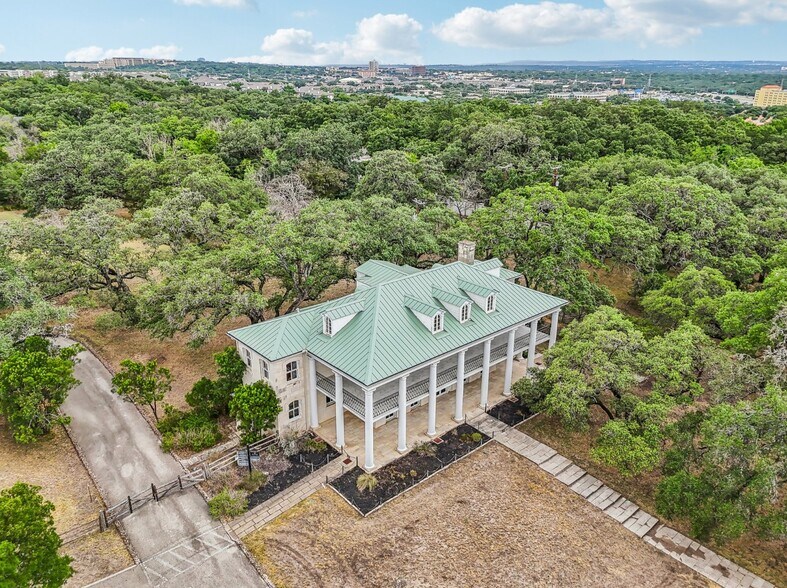 More Photos Of 7735 Mocking Bird Ln, San Antonio Lodge Meeting Hall For Sale