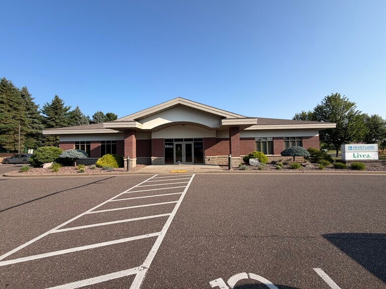 Primary Photo Of 4112 Oakwood Hills Pky, Eau Claire Office For Lease