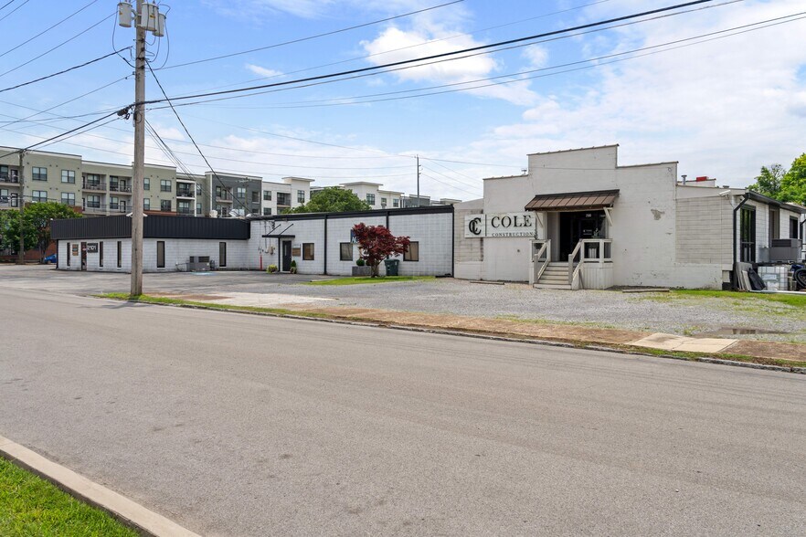 More Photos Of 2101 Chestnut St, Chattanooga Office For Lease
